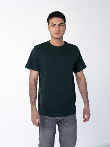 Тёмно-зелёная мужская футболка